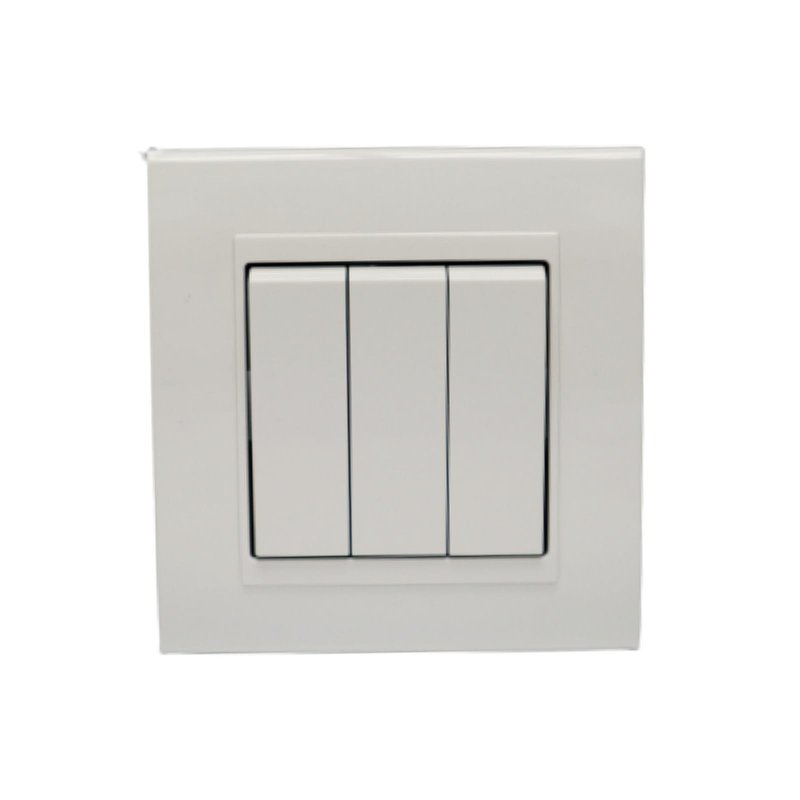 W-006 - 3 Gang 2 Way Switch